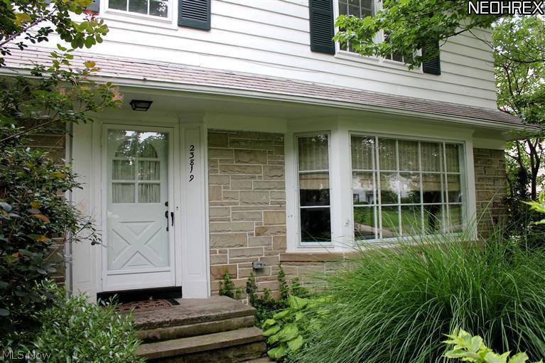 23819 Shelburne Road Shaker Heights, OH 44122 - Photo 2 of 20 Gallery Image 2