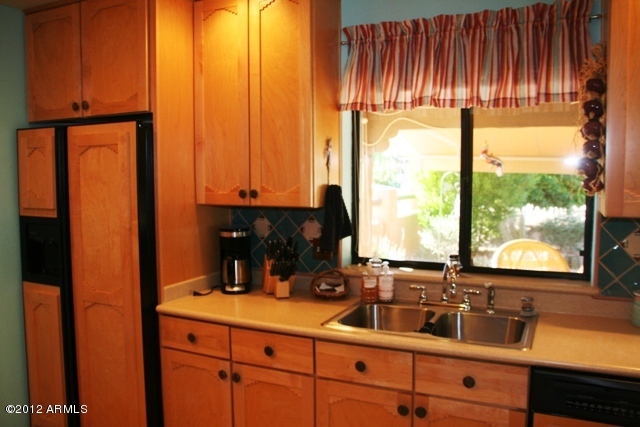 18534 East Parada Circle Rio Verde, AZ 85263 - Photo 11 of 25 Kitchen