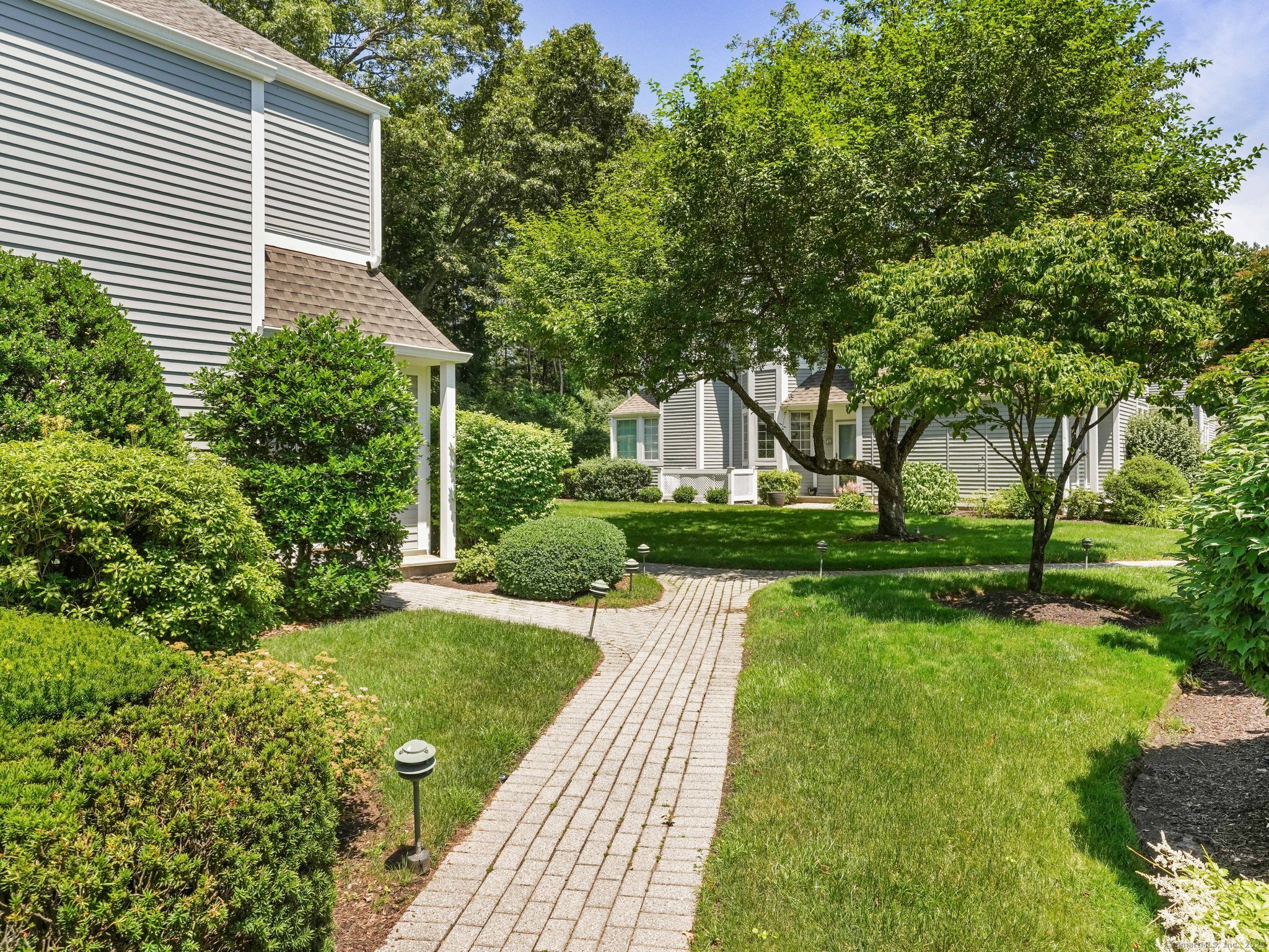 51 Hale Lane, Unit 51 Darien, CT 06820 - Photo 3 of 24