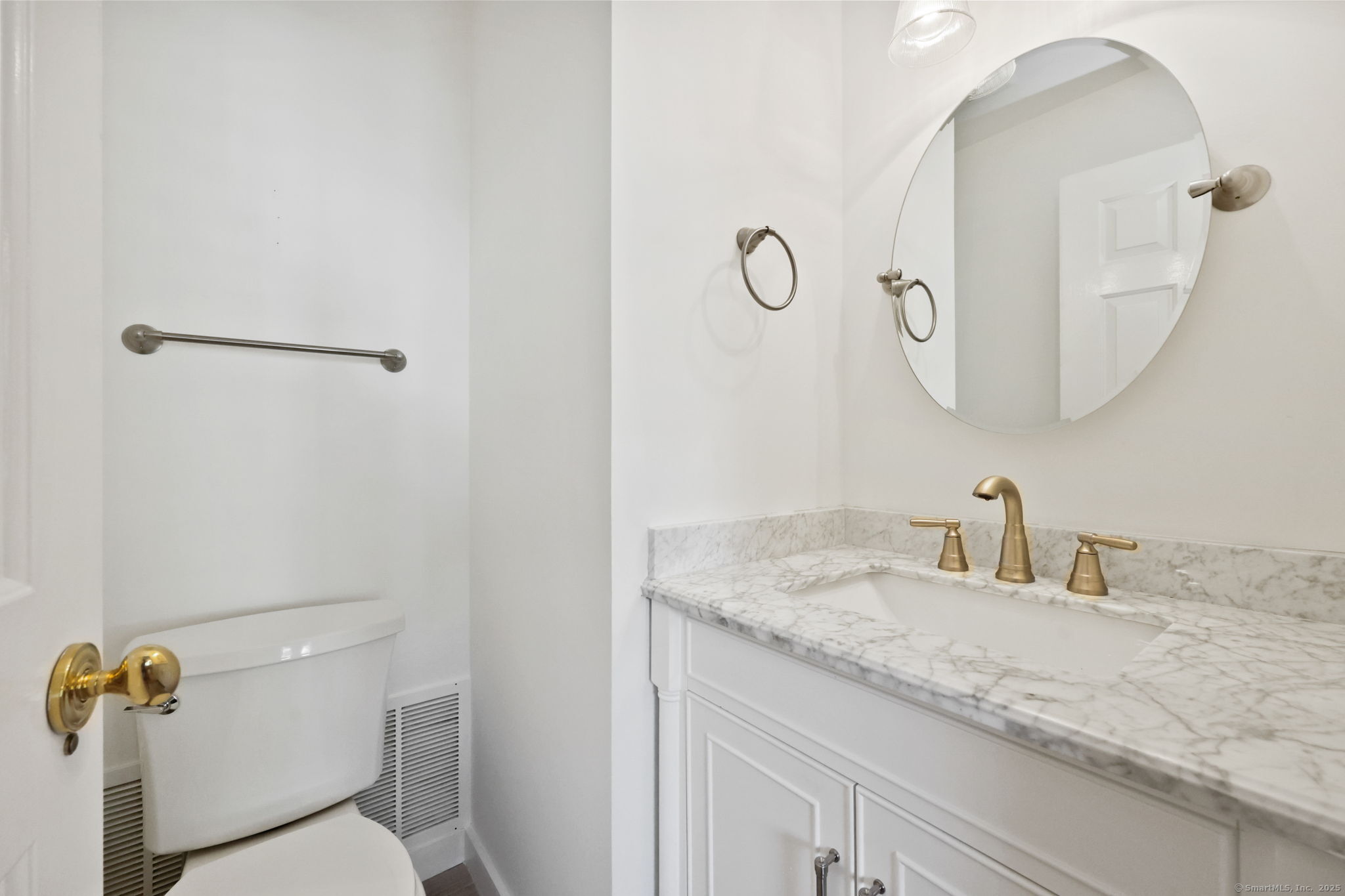 51 Hale Lane, Unit 51 Darien, CT 06820 - Photo 9 of 24