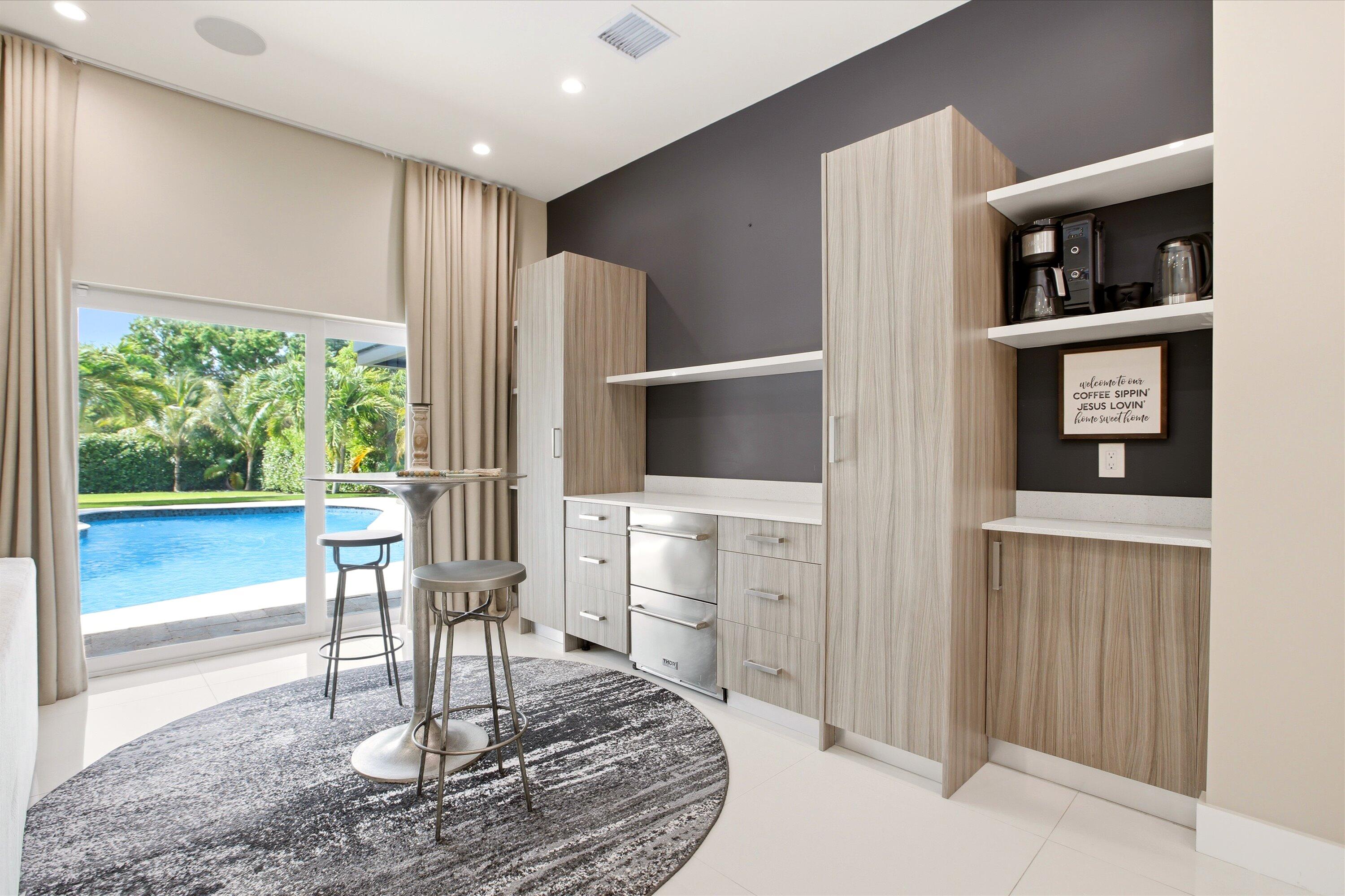 3600 South Longfellow Circle Hollywood, FL 33021 - Photo 11 of 39 11-Photo 011