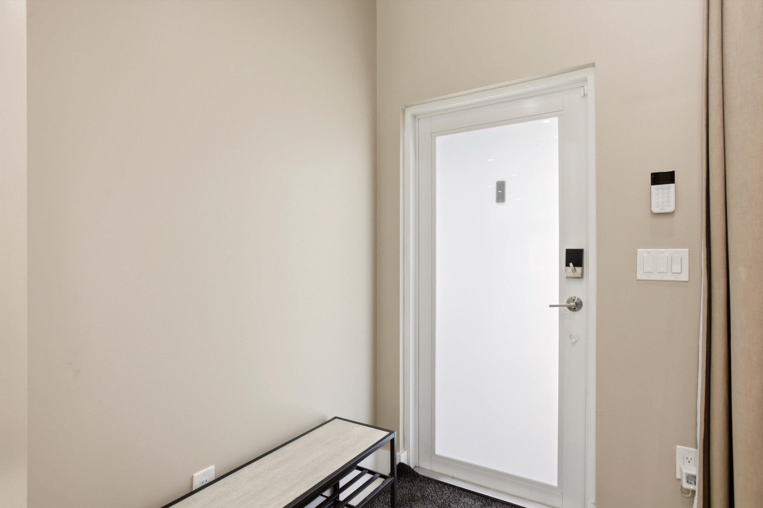 3600 South Longfellow Circle Hollywood, FL 33021 - Photo 5 of 39 05-Photo 005