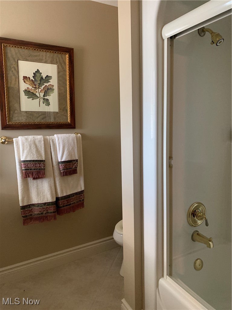 939 Cedar Point Road Sandusky, OH 44870 - Photo 30 of 50 Third Bedroom Attached Bathroom