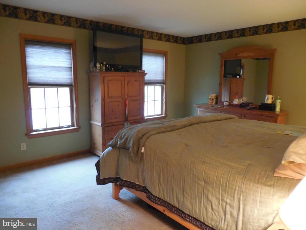 115 Milton Circle Lititz, PA 17543 - Photo 13 of 25 Gallery Image 13