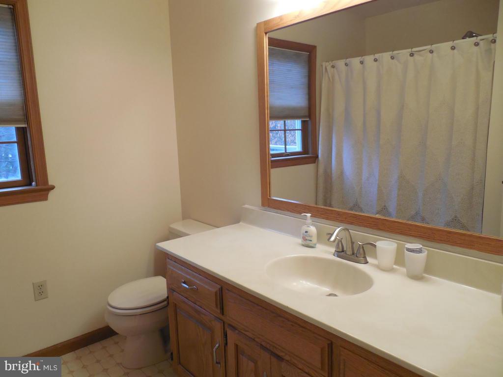 115 Milton Circle Lititz, PA 17543 - Photo 18 of 25 Gallery Image 18