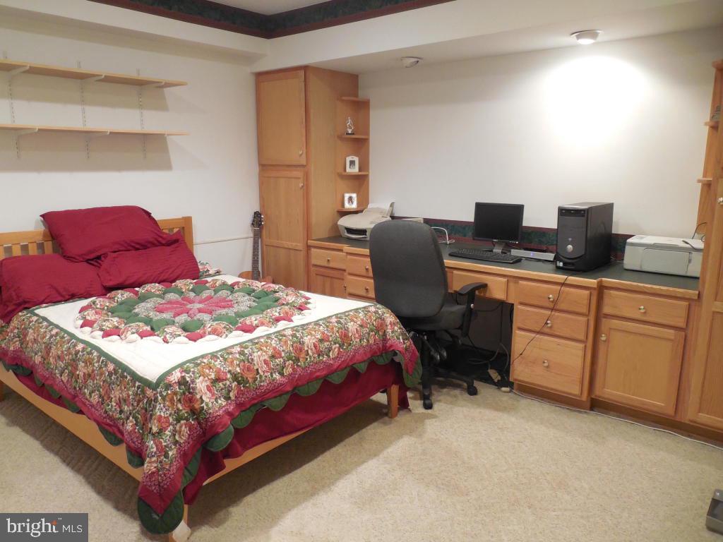 115 Milton Circle Lititz, PA 17543 - Photo 20 of 25 Gallery Image 20