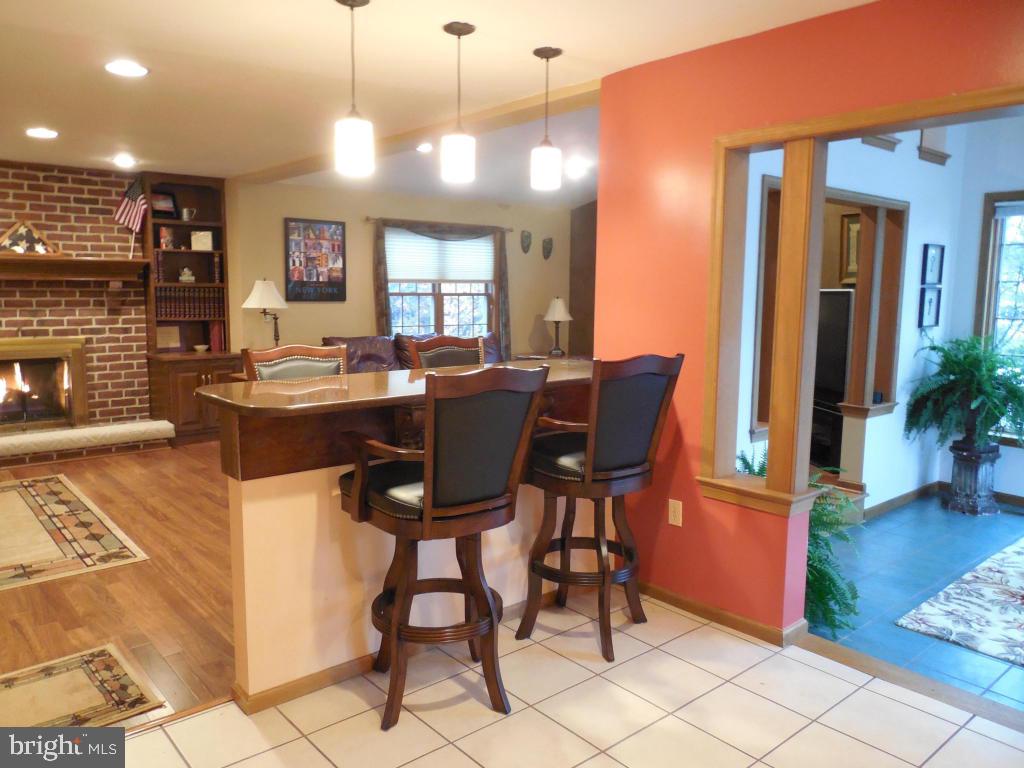 115 Milton Circle Lititz, PA 17543 - Photo 4 of 25 Gallery Image 4