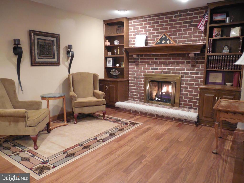115 Milton Circle Lititz, PA 17543 - Photo 9 of 25 Gallery Image 9