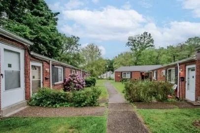 $995 | 19 Pennridge Court, Unit 15, Pittsburgh, PA 15235