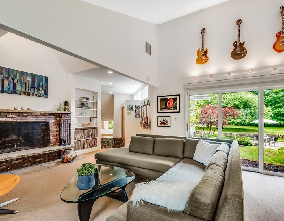 45 Oxbow Road Concord, MA 01742 - Photo 8 of 22 Gallery Image 8