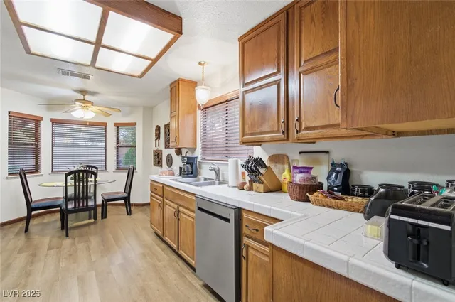 $412,500 | 6232 Heather Mist Lane, Las Vegas, NV 89108