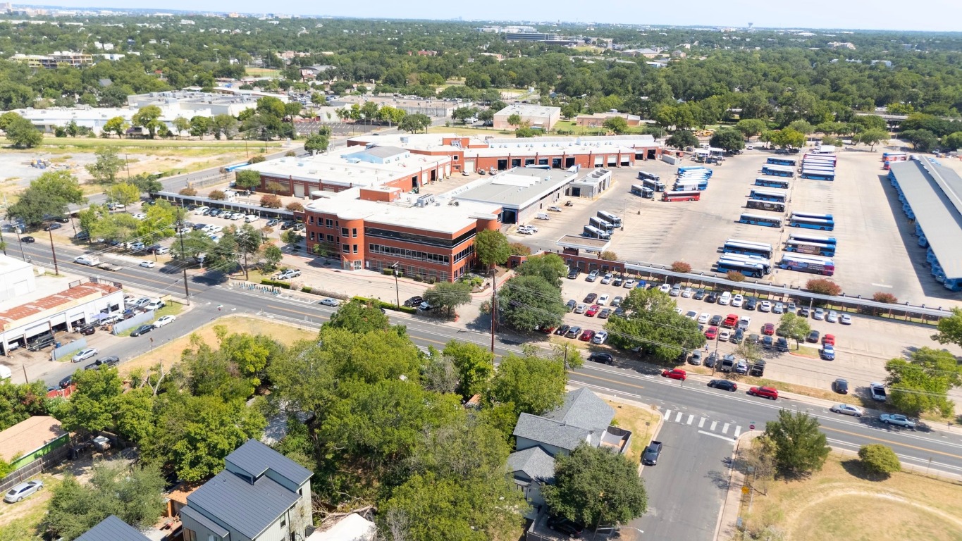 2909 East 5th Street Austin, TX 78702 - Photo 12 of 20 an aerial view of multiple house