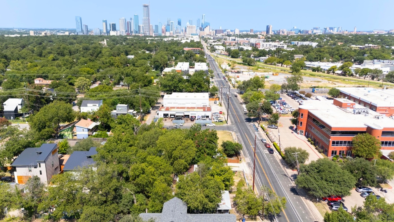 2909 East 5th Street Austin, TX 78702 - Photo 14 of 20 an aerial view of city