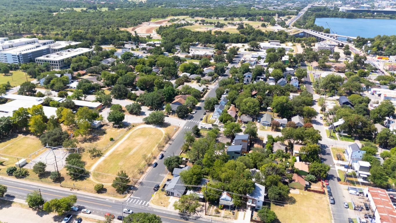 2909 East 5th Street Austin, TX 78702 - Photo 15 of 20