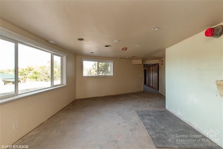62260 Deer Trail Road Bend, OR 97701 - Photo 16 of 24 Downstairs family room