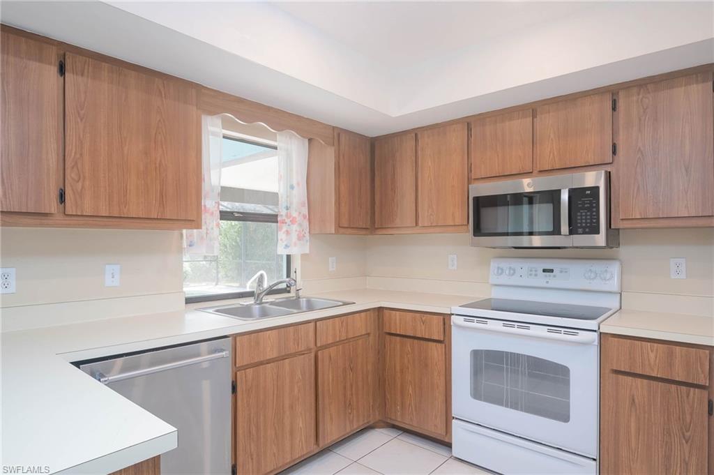 18093 Laurel Valley Road Fort Myers, FL 33967 - Photo 11 of 28 Gallery Image 11