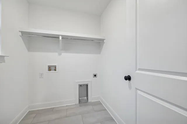 $305,000 | 1085 Landing Lane, Adams, TN 37010