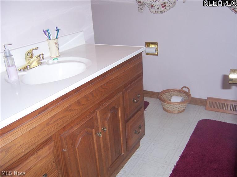 6870 Byron Road Madison, OH 44057 - Photo 16 of 20