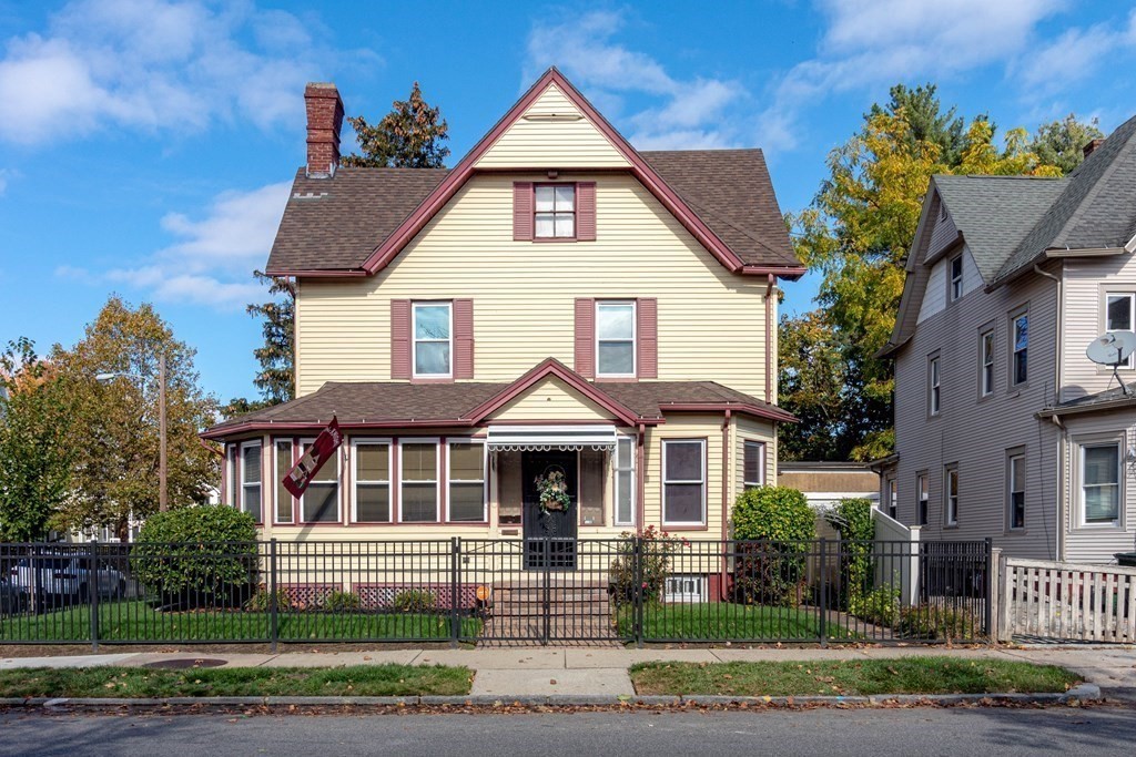 59 Princeton Street Springfield, MA 01109 - Photo 2 of 35 Gallery Image 2