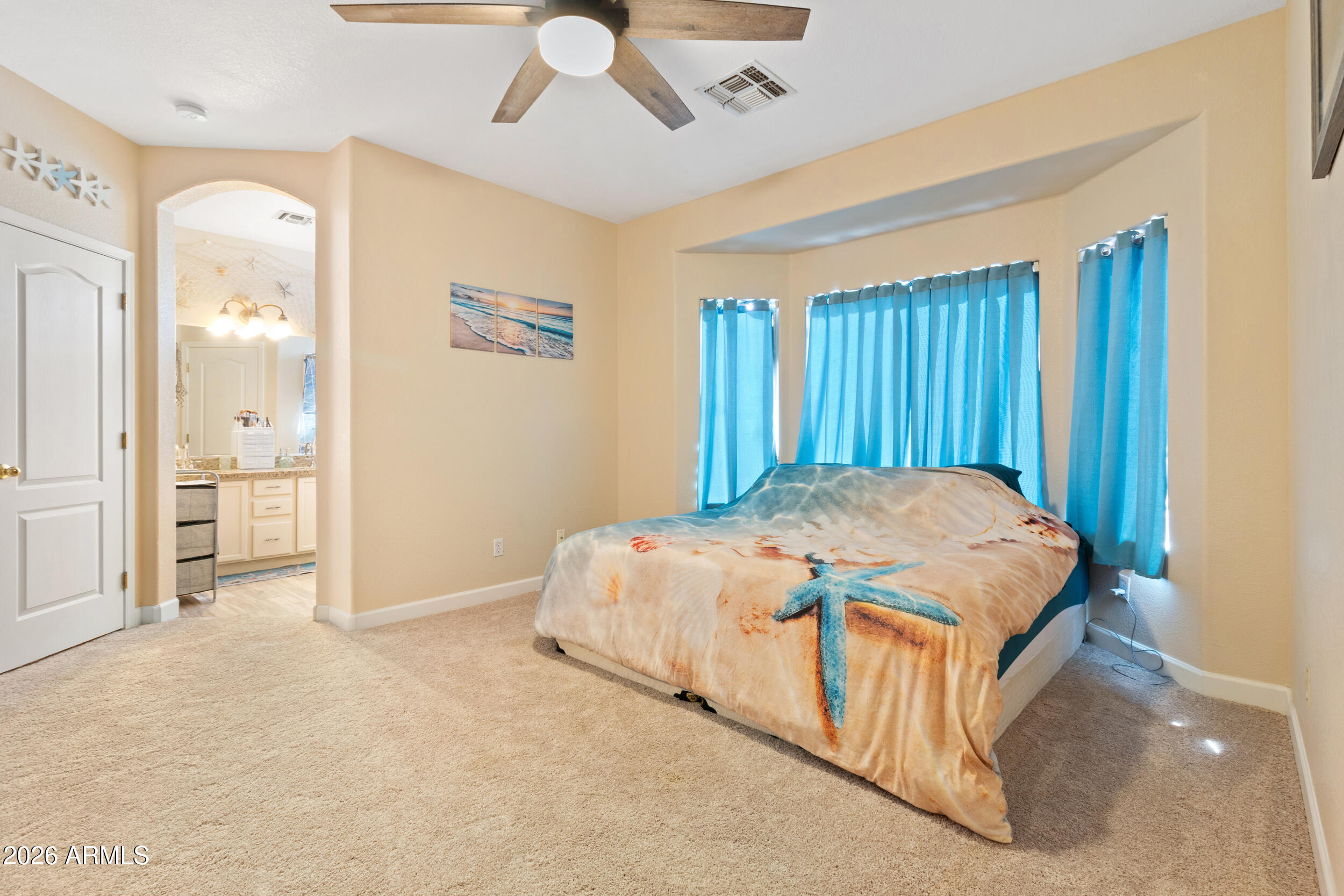 3669 East Derringer Way Gilbert, AZ 85297 - Photo 20 of 34 IMG_1921