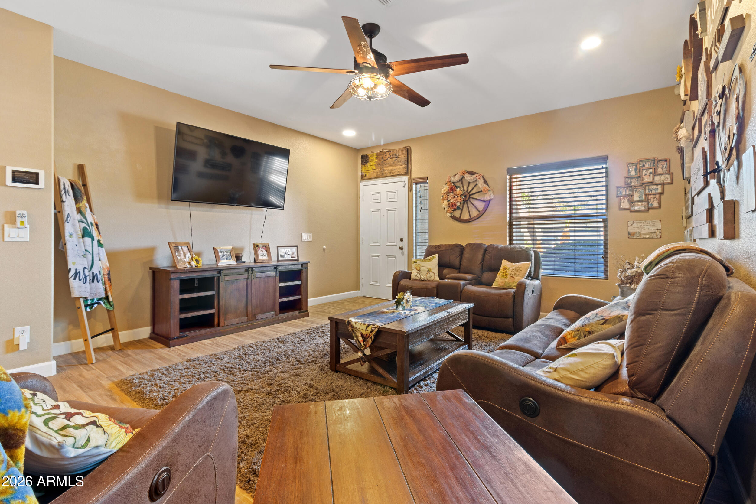 3669 East Derringer Way Gilbert, AZ 85297 - Photo 6 of 34 IMG_1885