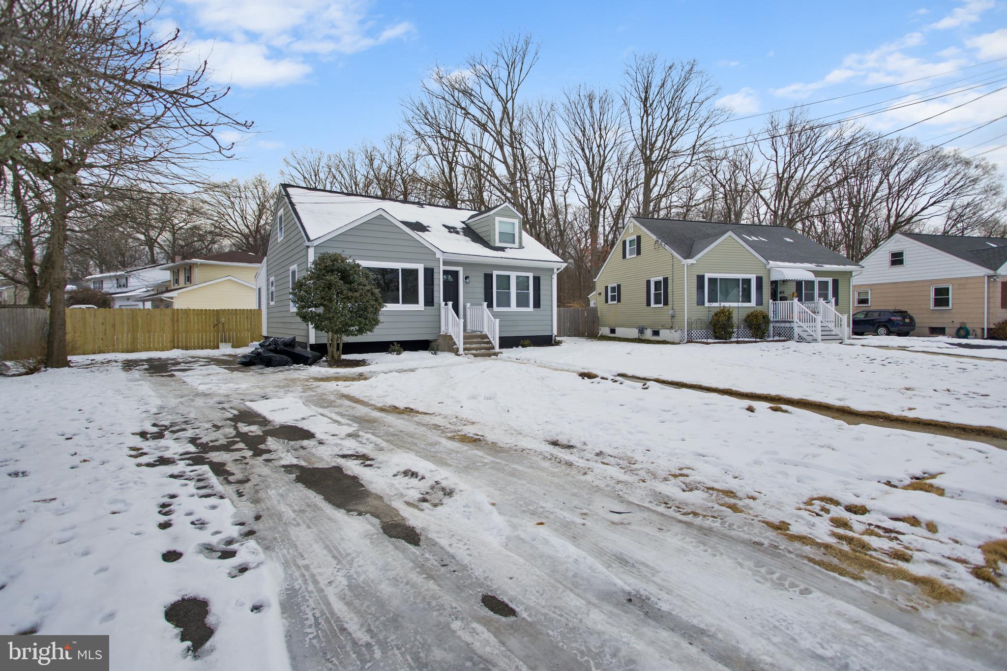 16 Ranchwood Drive Ewing, NJ 08618 - Photo 2 of 29 Exterior Front with Driveway