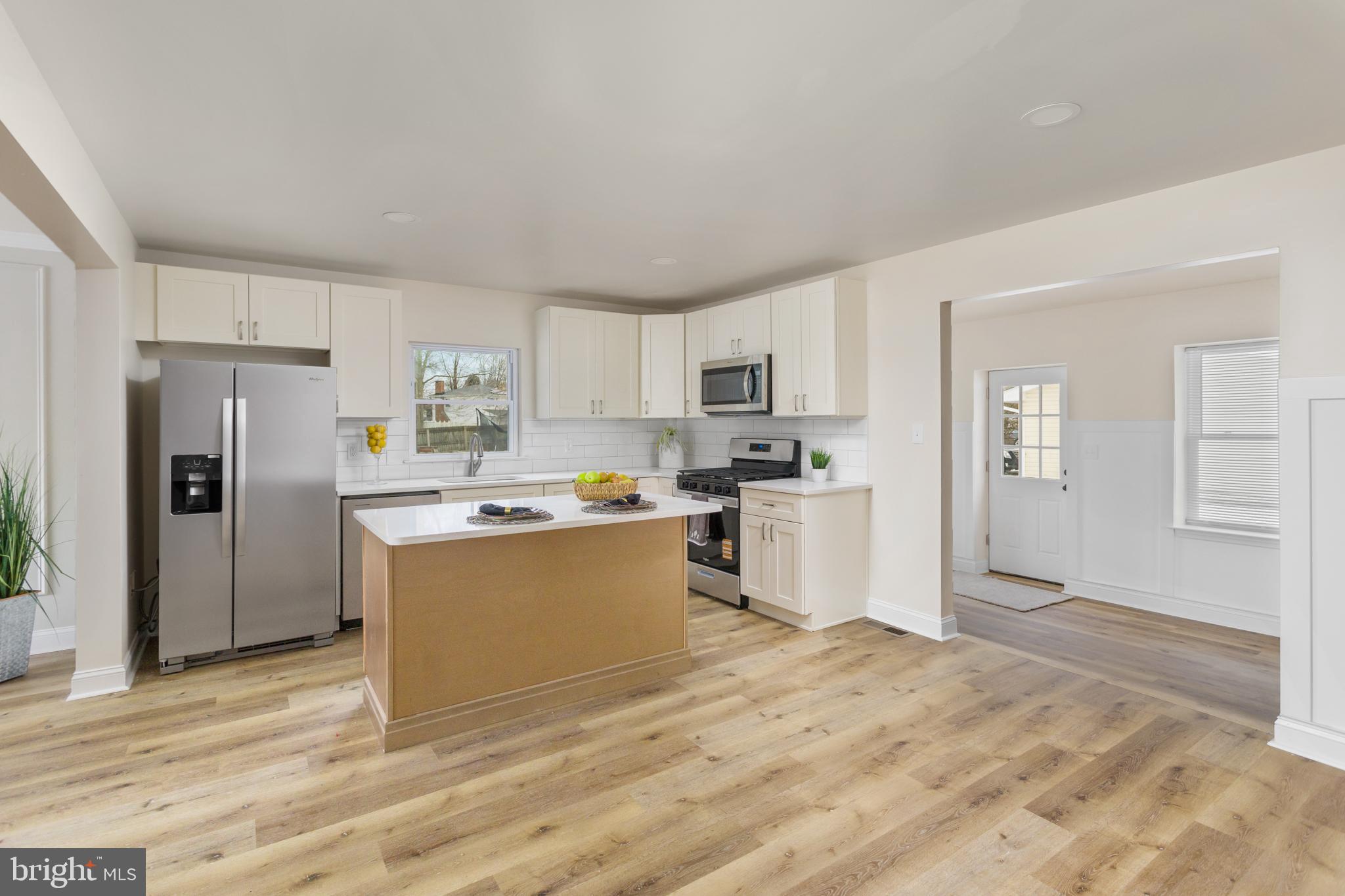 16 Ranchwood Drive Ewing, NJ 08618 - Photo 7 of 29 Kitchen