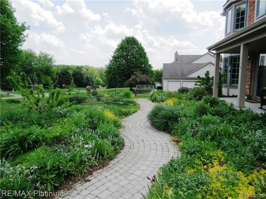 1969 Clover Ridge Drive Howell, MI 48843 - Photo 13 of 37 IMG_0674.JPG