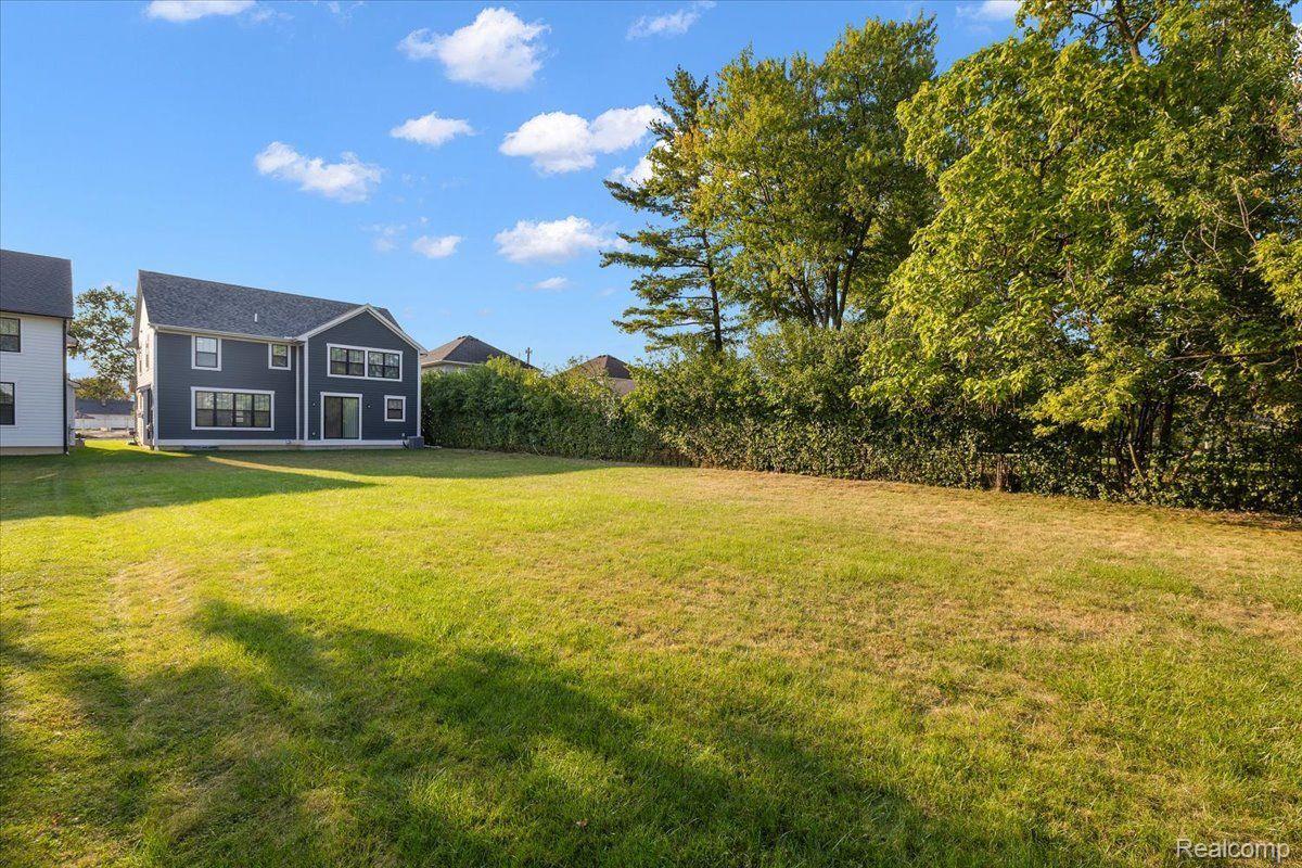4108 Devon Road Royal Oak, MI 48073 - Photo 44 of 48 Gallery Image 44
