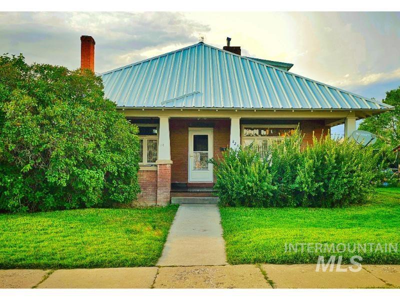 824 Grant Street Montpelier, ID 83254 - Photo 1 of 48