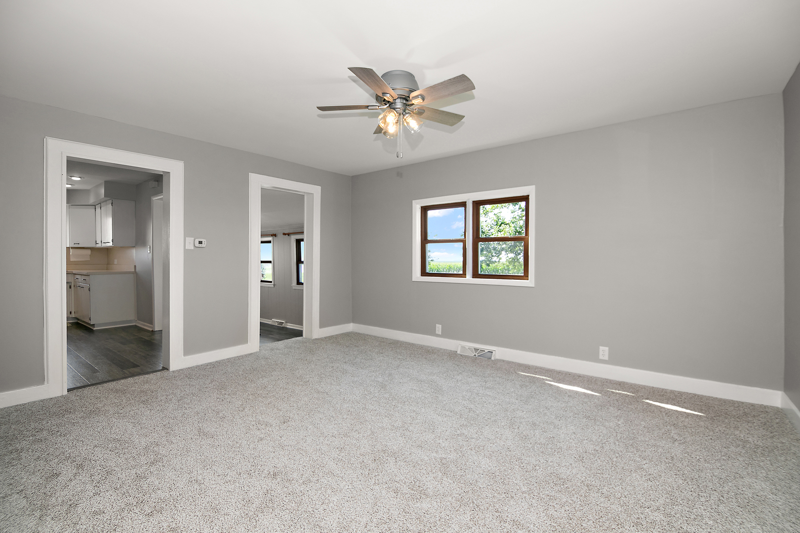 394 3000 North Road Clifton, IL 60927 - Photo 14 of 24 Gallery Image 14