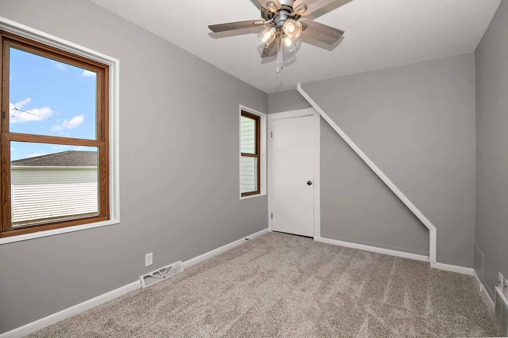 394 3000 North Road Clifton, IL 60927 - Photo 17 of 24 Gallery Image 17