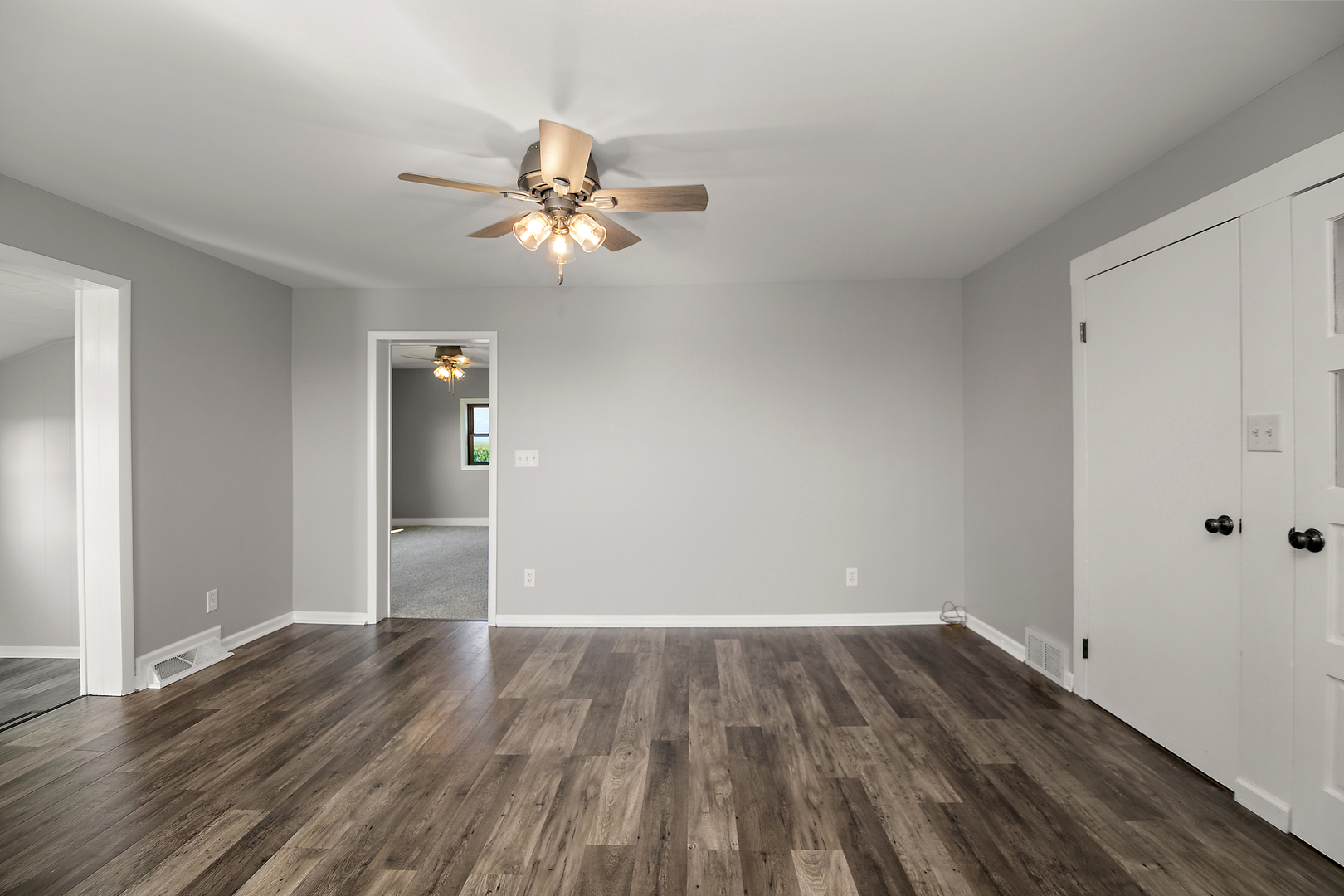 394 3000 North Road Clifton, IL 60927 - Photo 10 of 24 Gallery Image 10