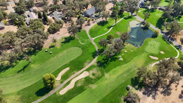 $659,999 | 41345 Singing Hills Circle, Ahwahnee, CA 93601