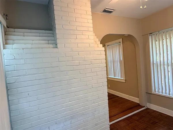 $1,950 | 1908 20th Avenue North, St. Petersburg, FL 33713