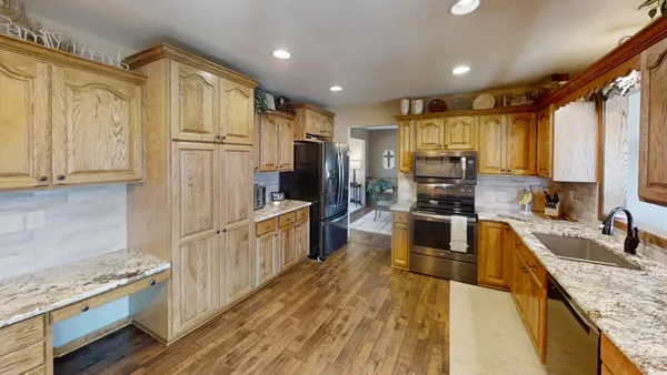 $459,900 | 1309 Oriole Drive, Albert Lea, MN 56007