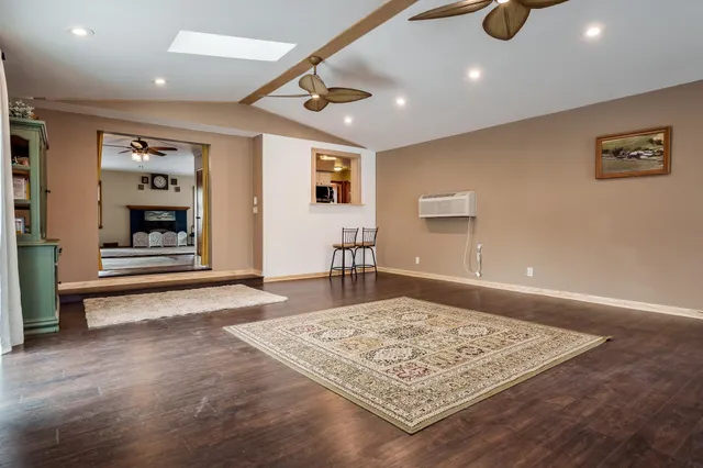 $260,000 | 1013 East Main Street, Rockton, IL 61072