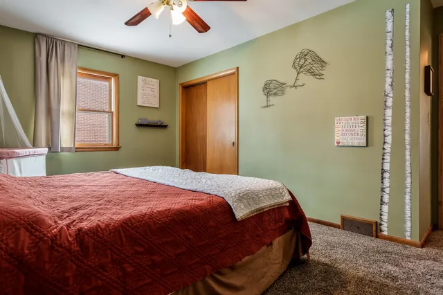 $260,000 | 1013 East Main Street, Rockton, IL 61072