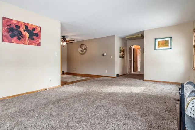 $260,000 | 1013 East Main Street, Rockton, IL 61072