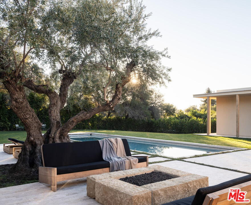 620 Stone Meadow Lane Santa Barbara, CA 93108 - Photo 3 of 34