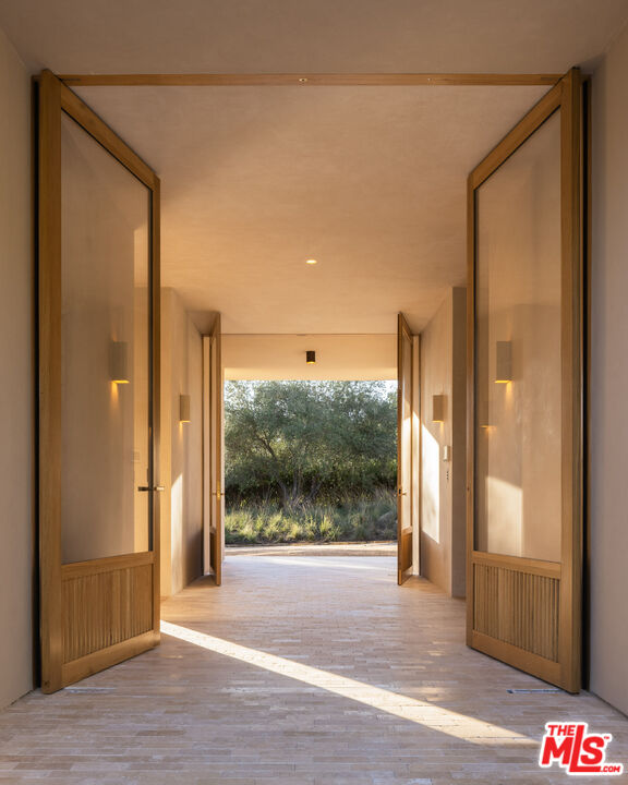 620 Stone Meadow Lane Santa Barbara, CA 93108 - Photo 6 of 34