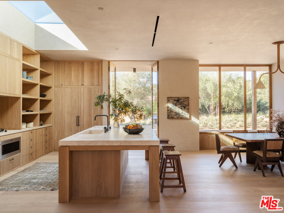 620 Stone Meadow Lane Santa Barbara, CA 93108 - Photo 7 of 34