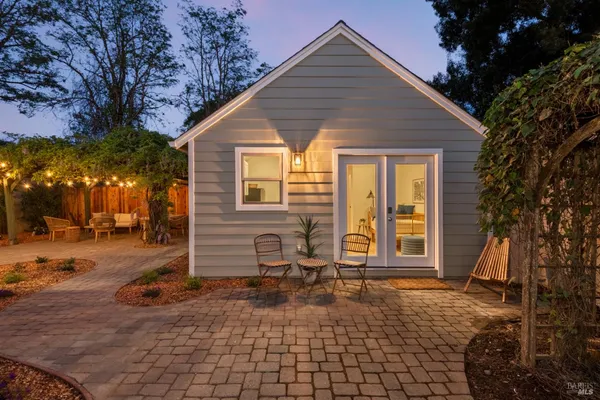 $1,495,000 | 617 G Street, Petaluma, CA 94952
