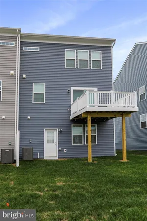 $2,350 | 100 Stafford Place, Falling Waters, WV 25419