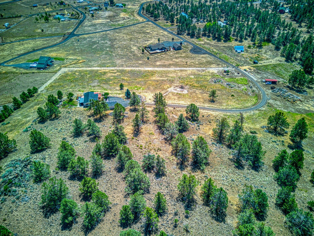 6501 Scottsbluff Road Klamath Falls, OR 97601 - Photo 33 of 36 Scottsbluff-33