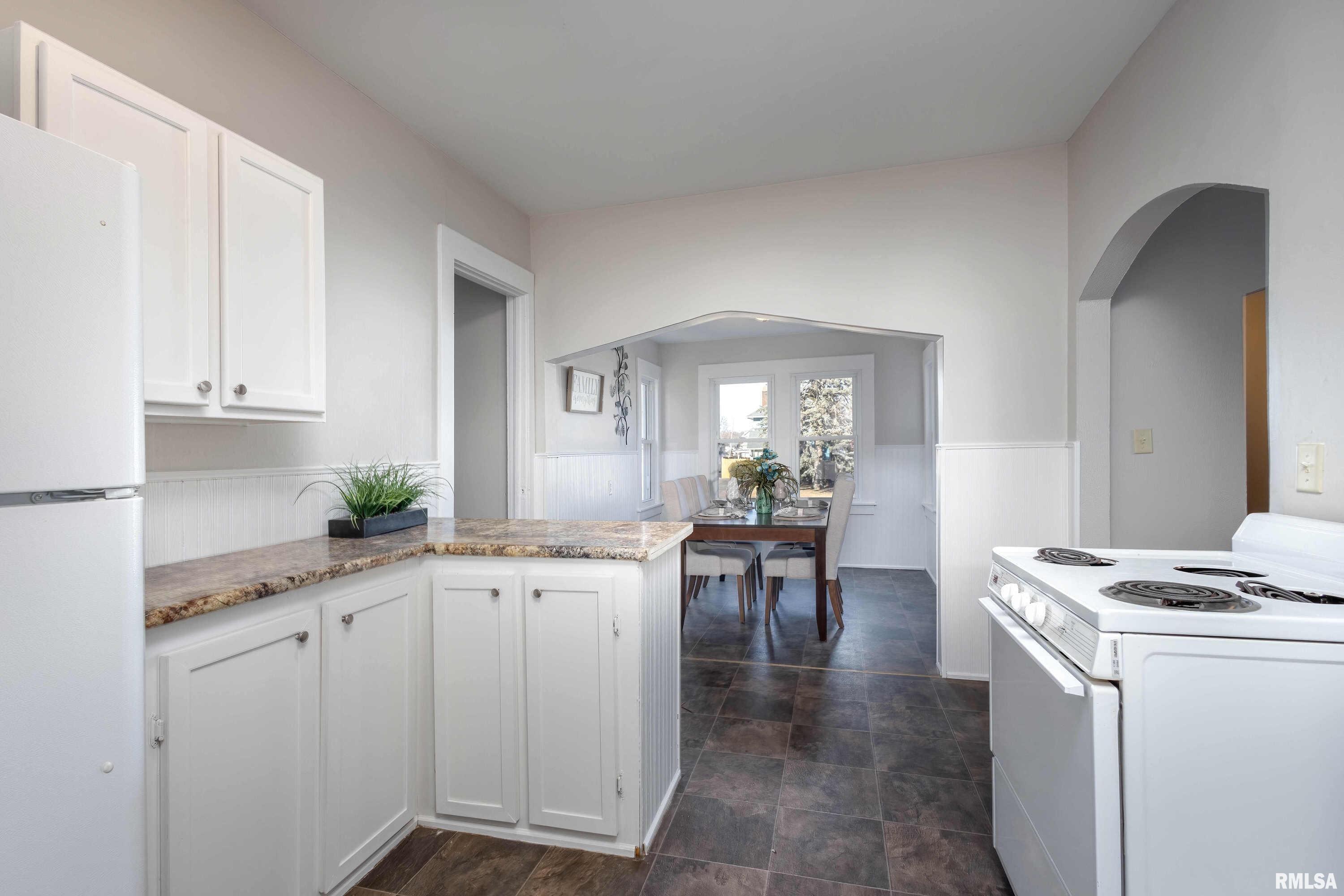 4406 18th Avenue Rock Island, IL 61201 - Photo 17 of 33