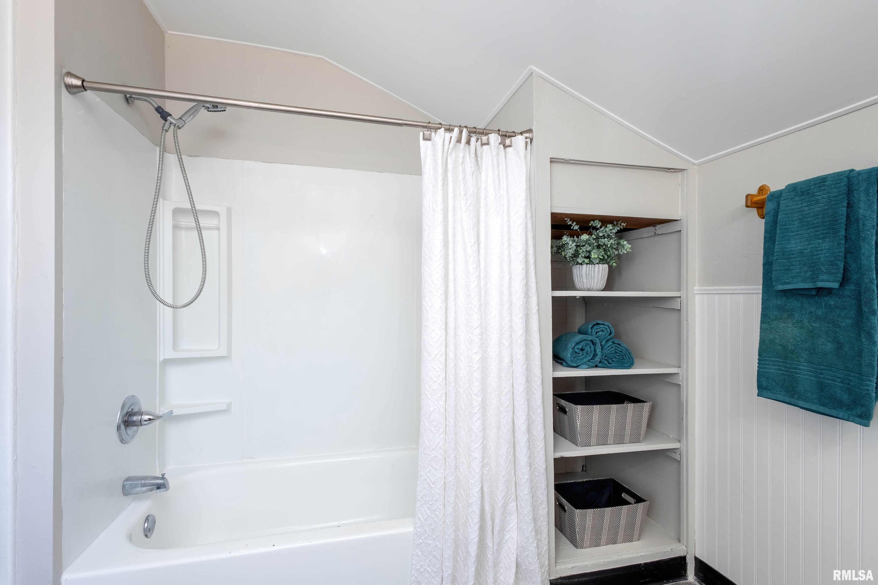 4406 18th Avenue Rock Island, IL 61201 - Photo 19 of 33