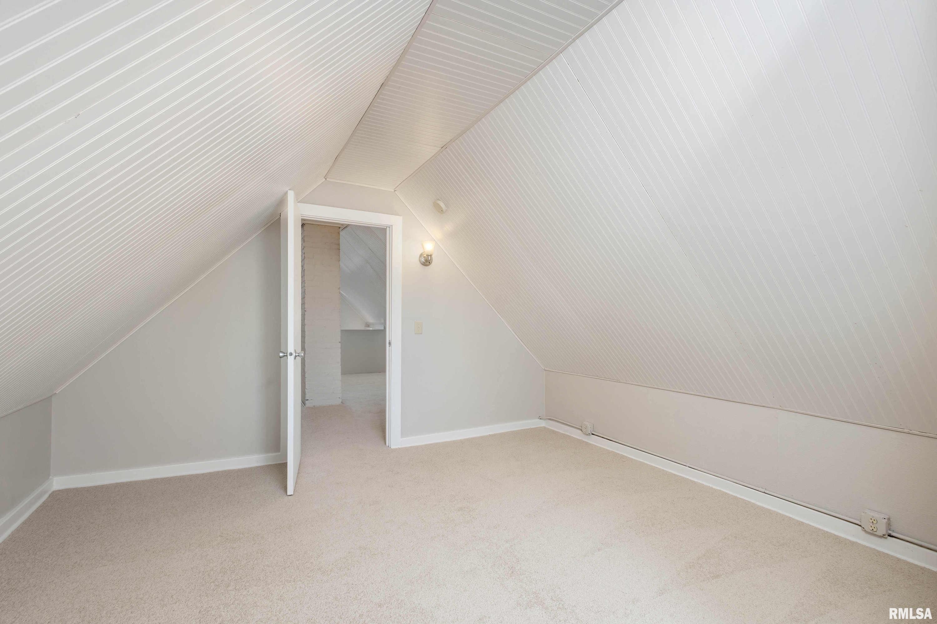 4406 18th Avenue Rock Island, IL 61201 - Photo 23 of 33