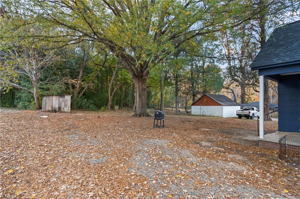 229 Dorothy Street High Point, NC 27262 - Photo 18 of 23