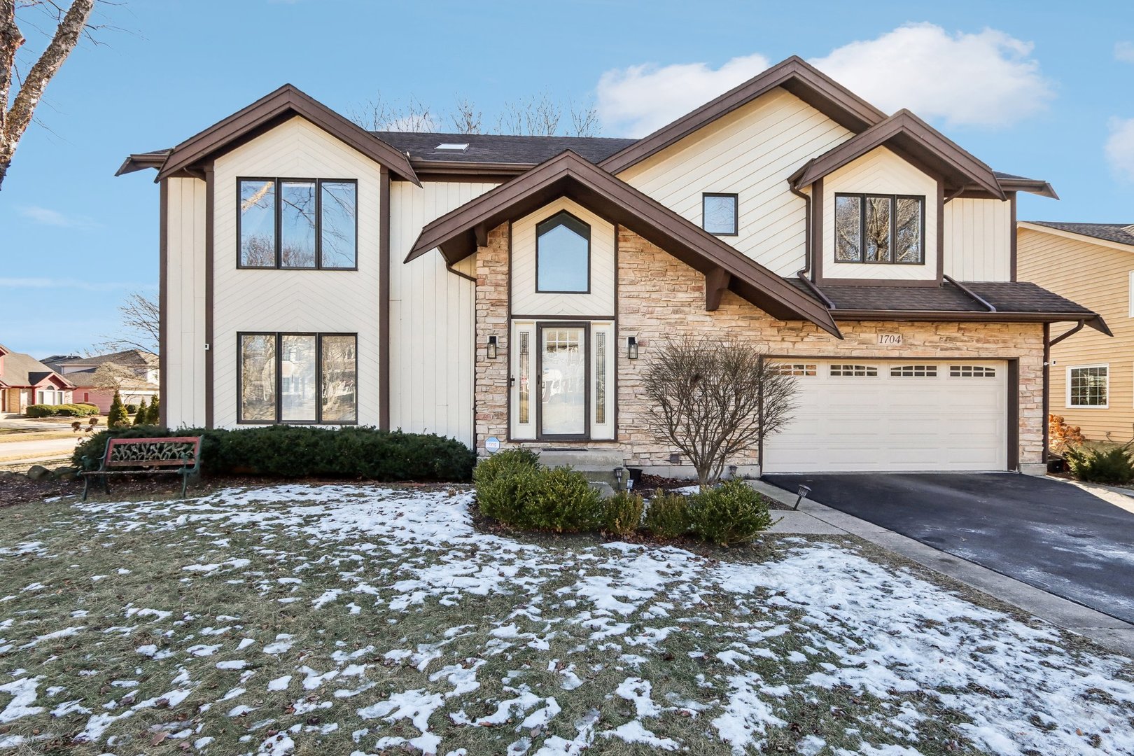 1704 Frost Lane Naperville, IL 60564 - Photo 1 of 37